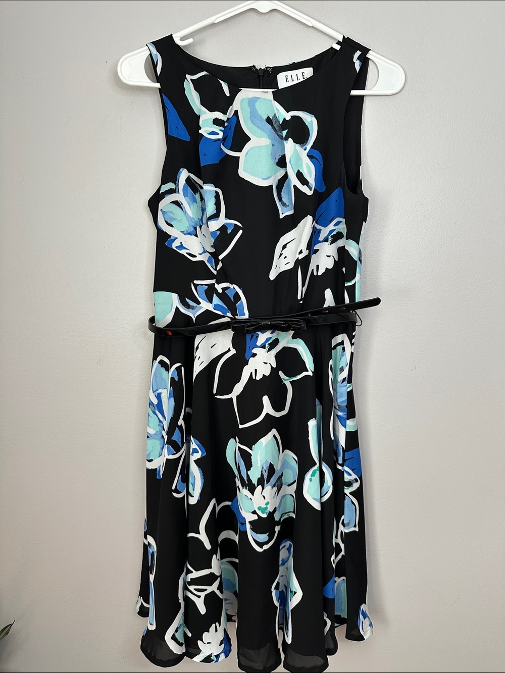 ELLE Black Dress with Blue and Aqua Floral Print size 4